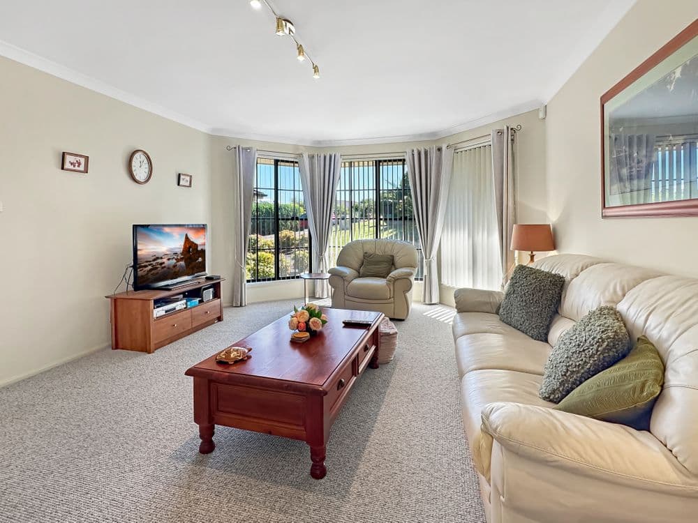 12 Stuart Place, SUNSHINE BAY, NSW 2536, Sunshine Bay - Thumbnail 4