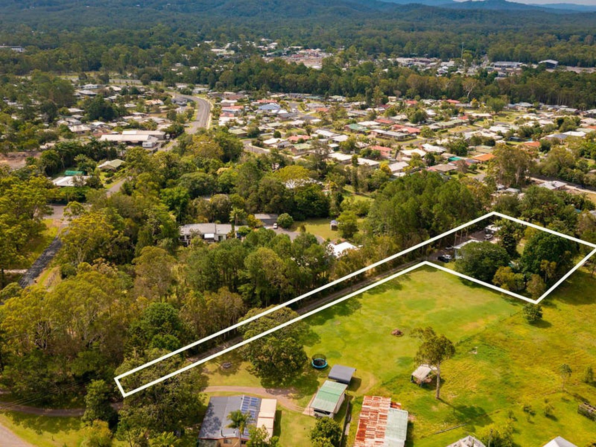 75 Hardwood Road , Landsborough, Landsborough - Thumbnail 3