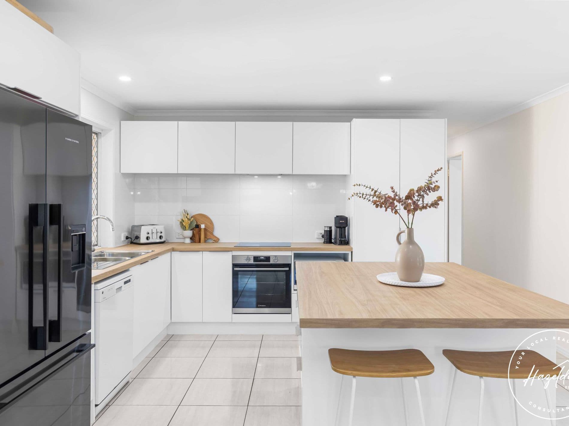 39 Chantilly Crescent, Beerwah, Beerwah - Image 1