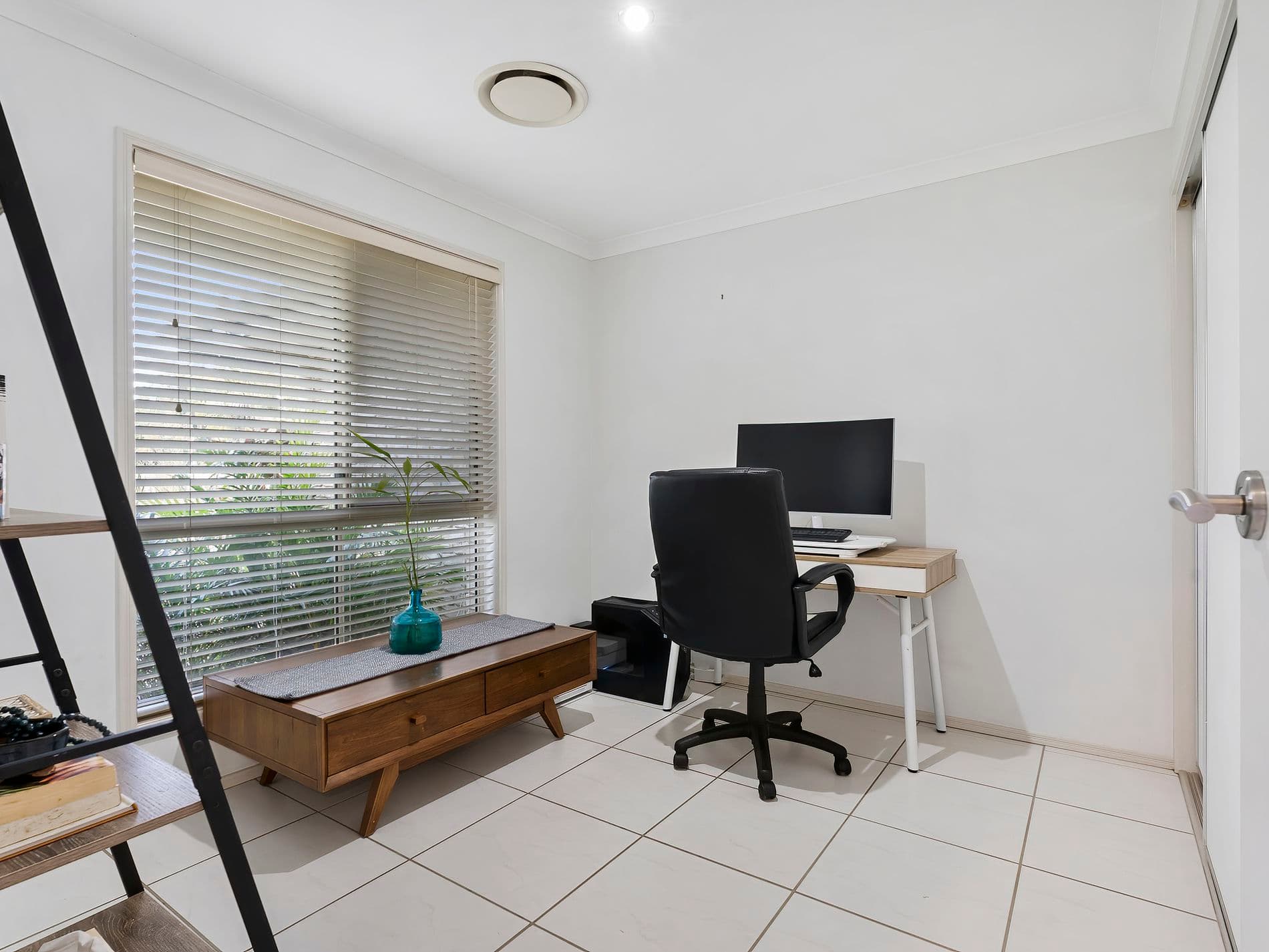 115 Allan Avenue, Glass House Mountains, Glass House Mountains - Thumbnail 6