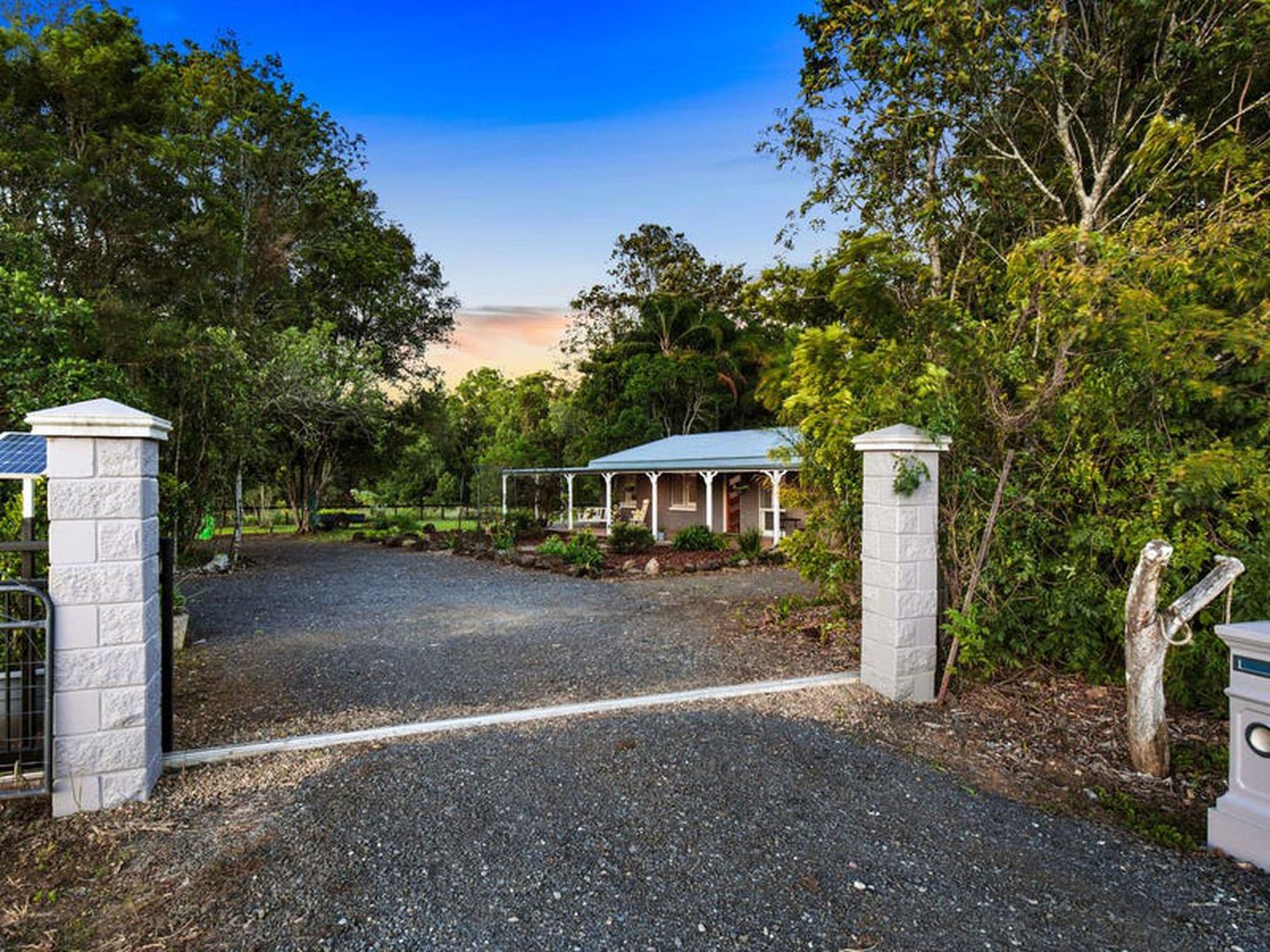 55 Commissioners Flat Road, Cedarton, Cedarton - Thumbnail 3