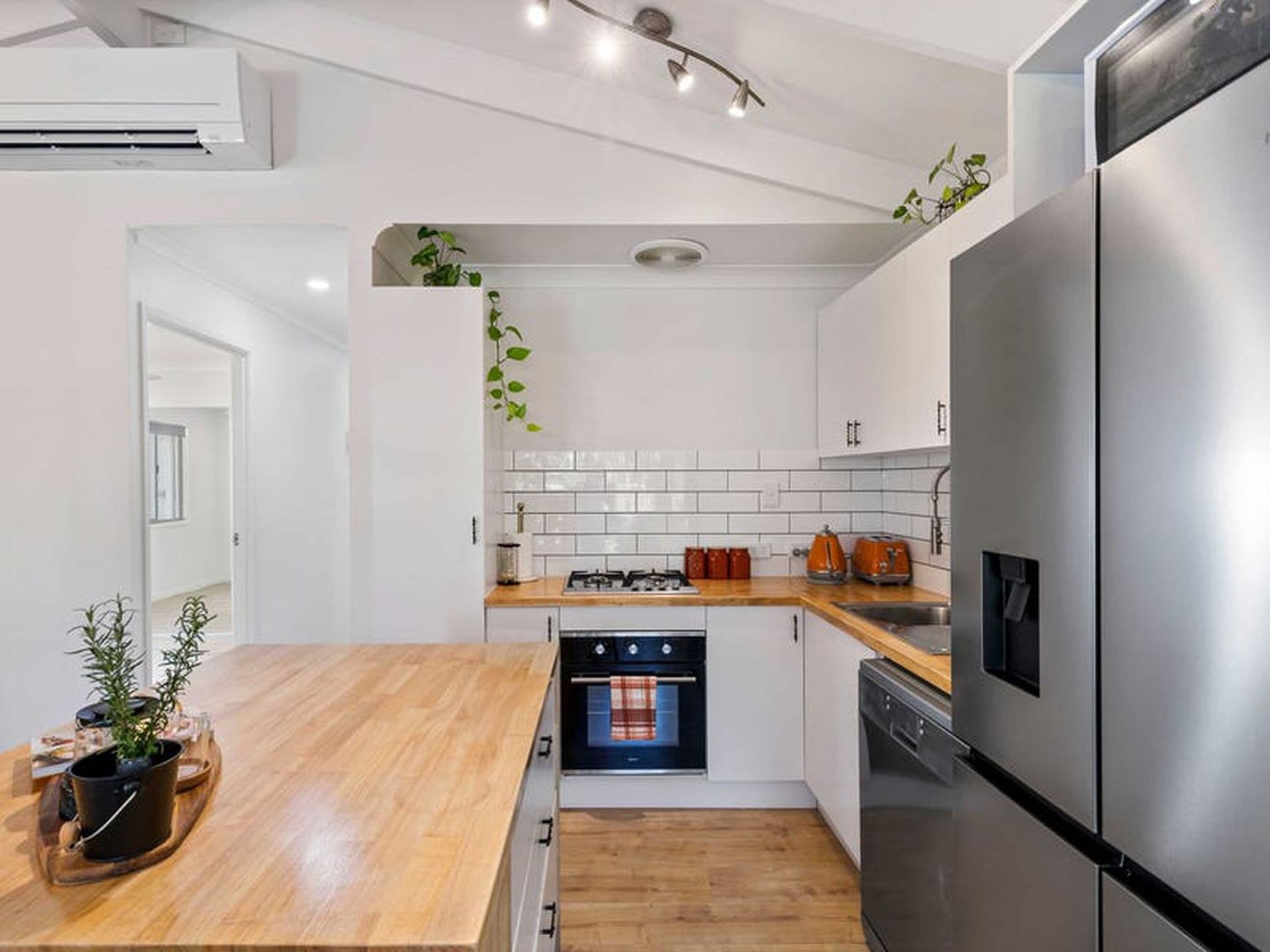 4 Sunland Court , Beerwah, Beerwah - Thumbnail 3