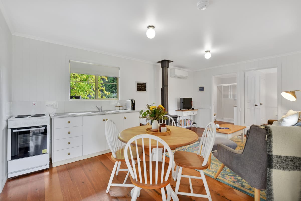 66 Wallangarra Road, Stanthorpe QLD 4380, Stanthorpe - Thumbnail 4