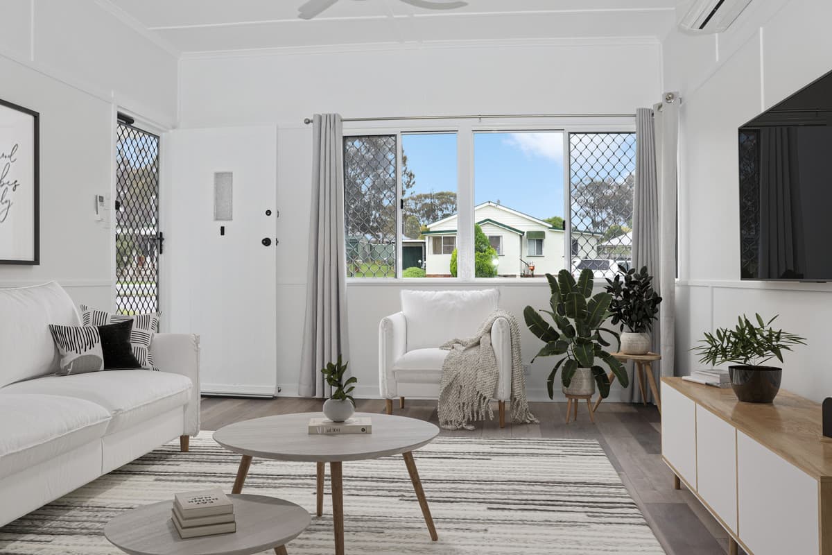 19 Lane Street, Stanthorpe QLD 4380, Stanthorpe - Thumbnail 2