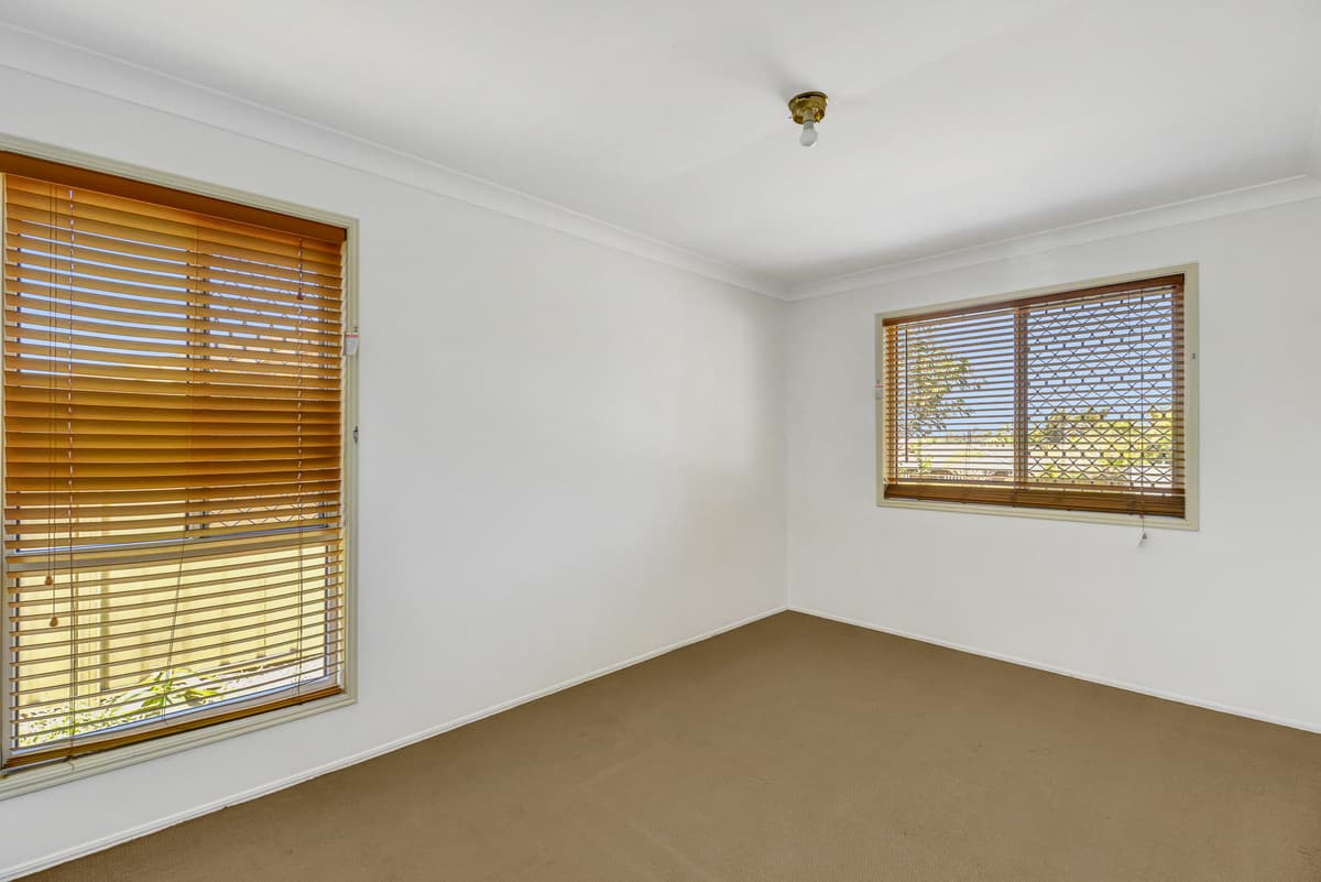 221 Herses Road, EAGLEBY QLD 4207, Eagleby - Thumbnail 6