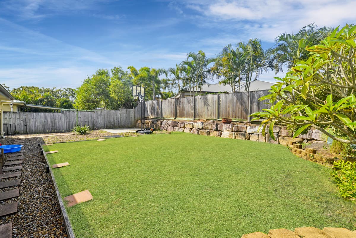 11 Lilyvale Crescent, ORMEAU QLD 4208, Ormeau - Thumbnail 4