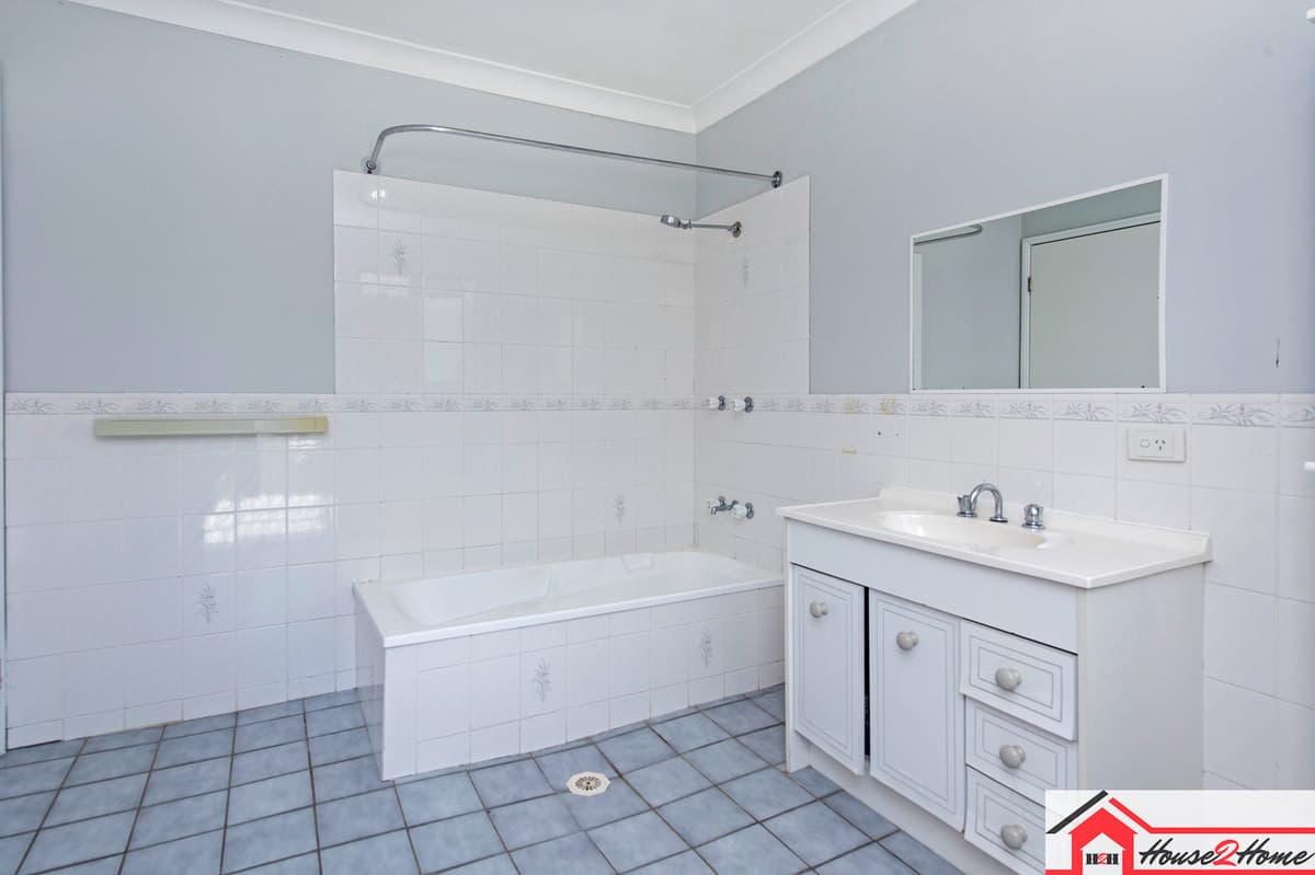 5 Beausang Place, Ormeau QLD 4208, Ormeau - Thumbnail 3