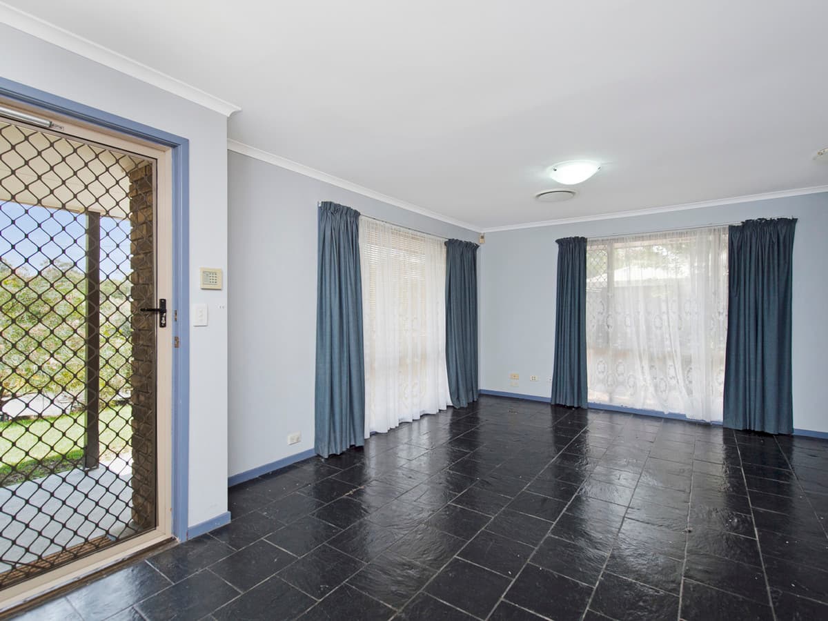 32 Black Diamond Crescent, Edens Landing QLD 4207, Edens Landing - Thumbnail 4