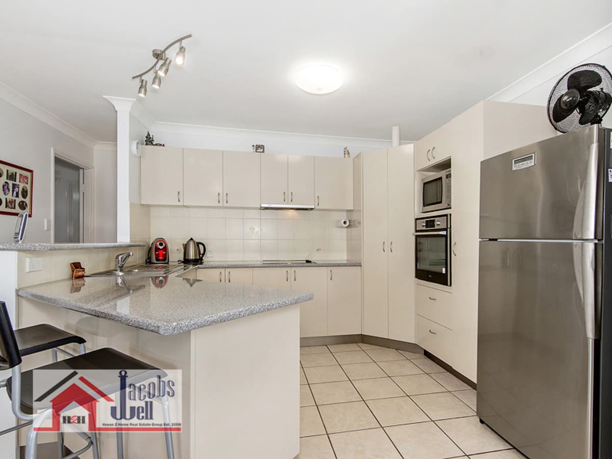 5 Friarbird Court, Jacobs Well QLD 4208, Jacobs Well - Thumbnail 2