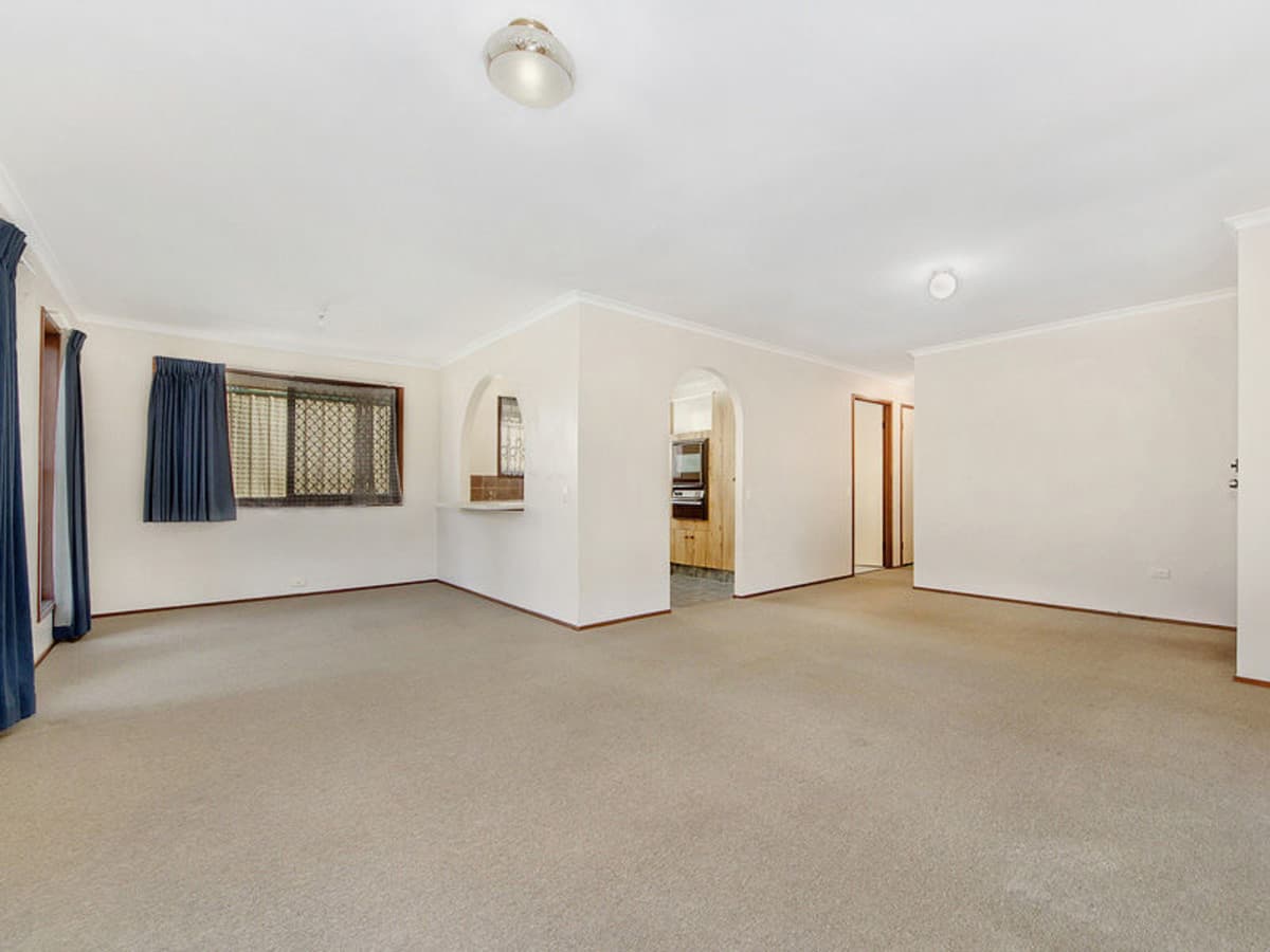 9 King Arthur Boulevard, BETHANIA QLD 4205, Bethania - Thumbnail 5