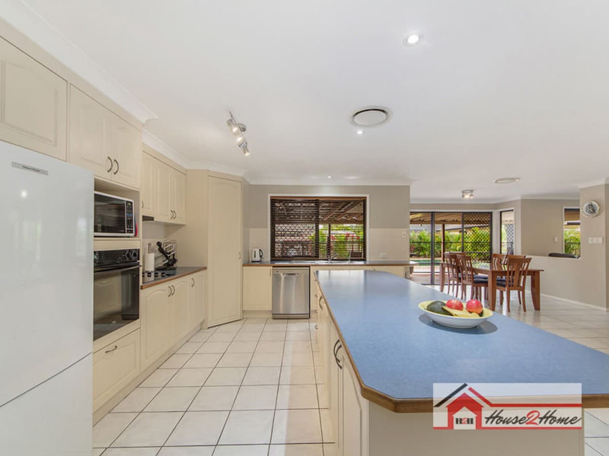 30 Senna Street, ORMEAU QLD 4208, Ormeau - Thumbnail 8