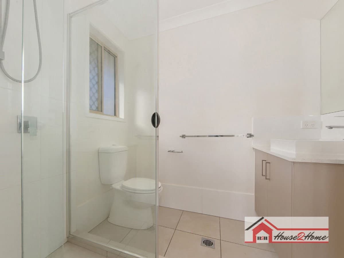 4 Sugar Gum Place, ORMEAU QLD 4208, Ormeau - Thumbnail 7