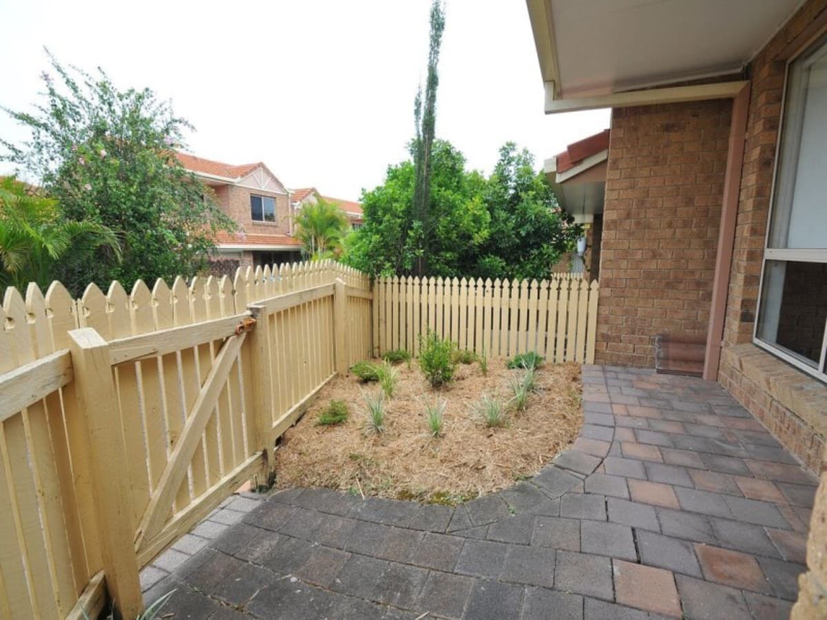 2 / 22 Pine Avenue, BEENLEIGH QLD 4207, Beenleigh - Thumbnail 2