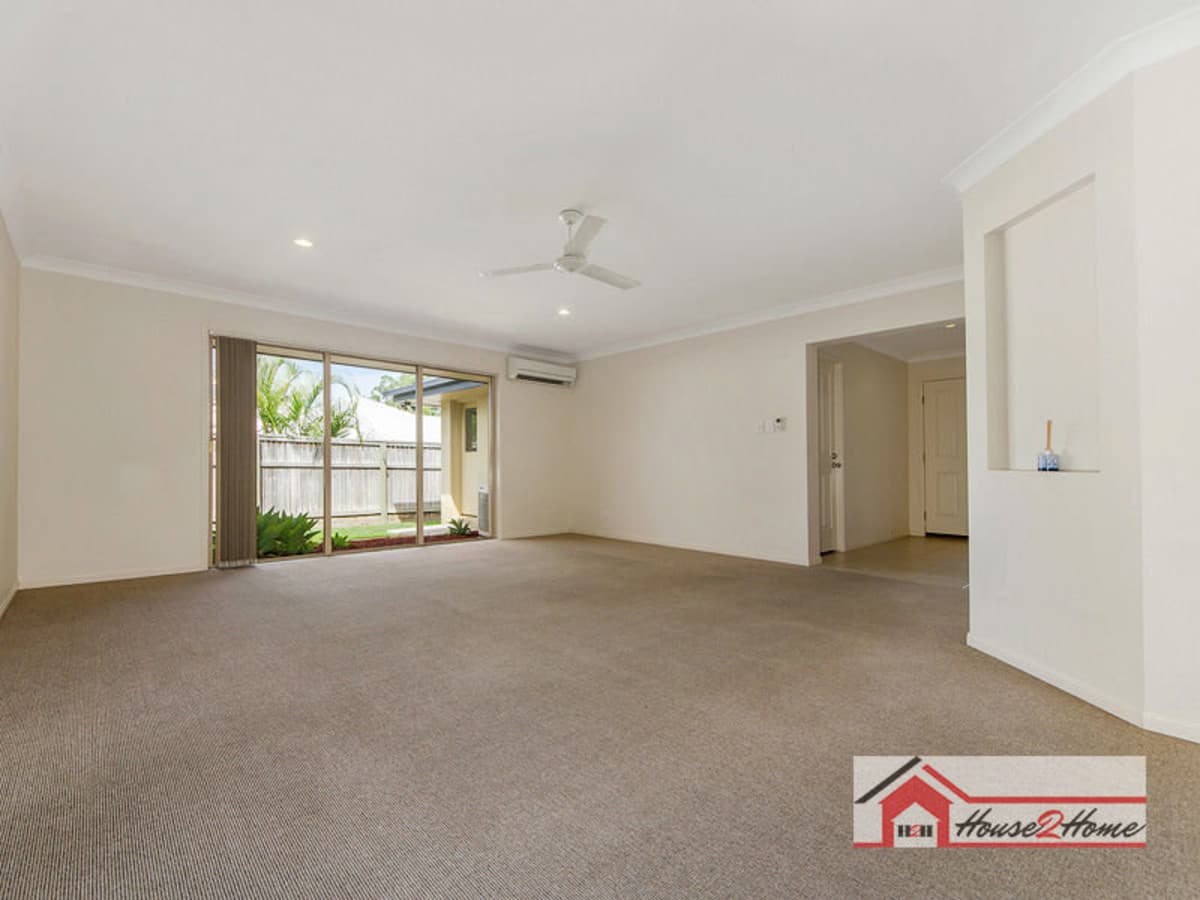 19 Maidenwell Road, ORMEAU QLD 4208, Ormeau - Thumbnail 5