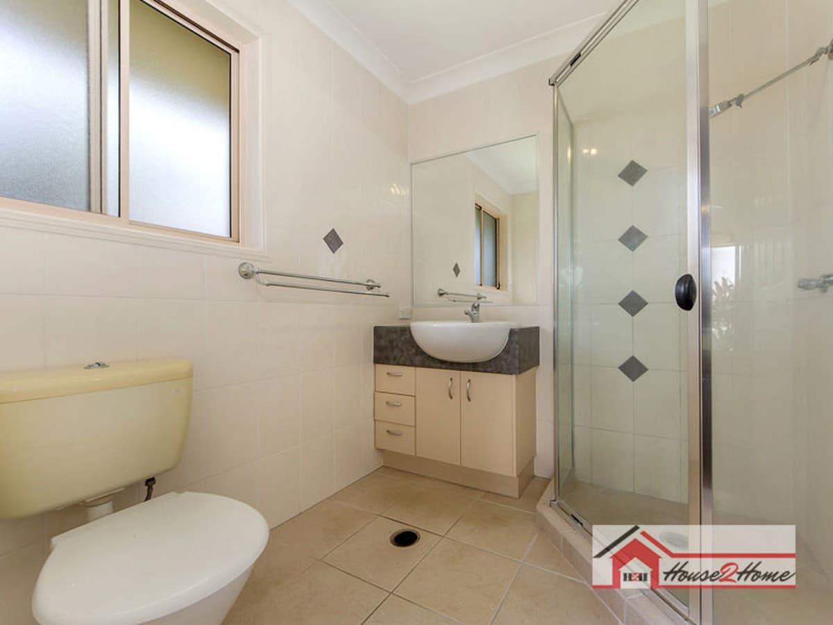19 Maidenwell Road, ORMEAU QLD 4208, Ormeau - Thumbnail 8
