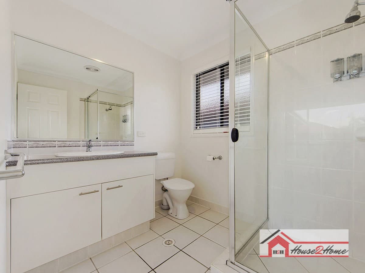 82 Conebush Circuit, ORMEAU QLD 4208, Ormeau - Thumbnail 8
