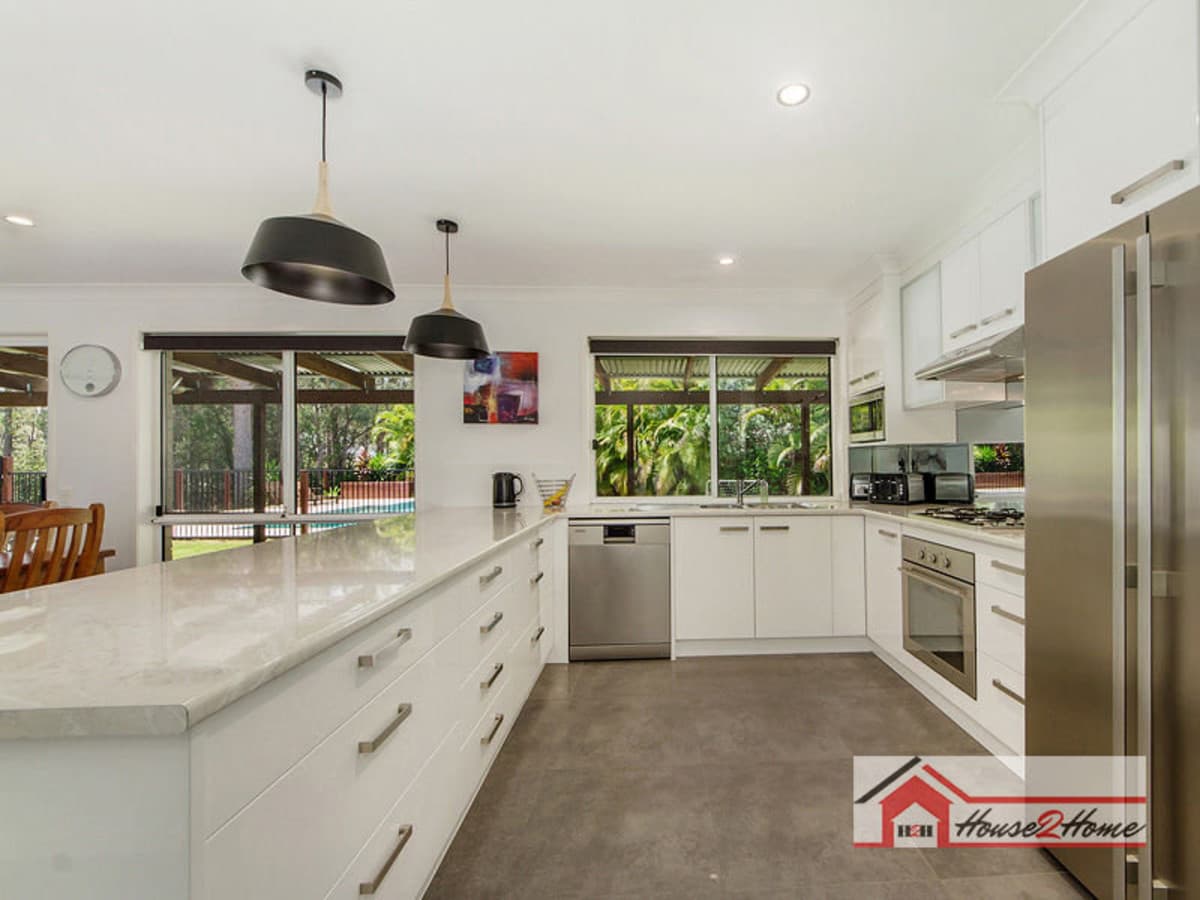 7 Pituri Place, ORMEAU QLD 4208, Ormeau - Thumbnail 2