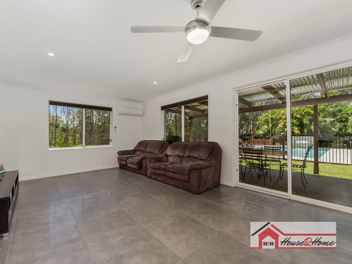 7 Pituri Place, ORMEAU QLD 4208, Ormeau - Thumbnail 6