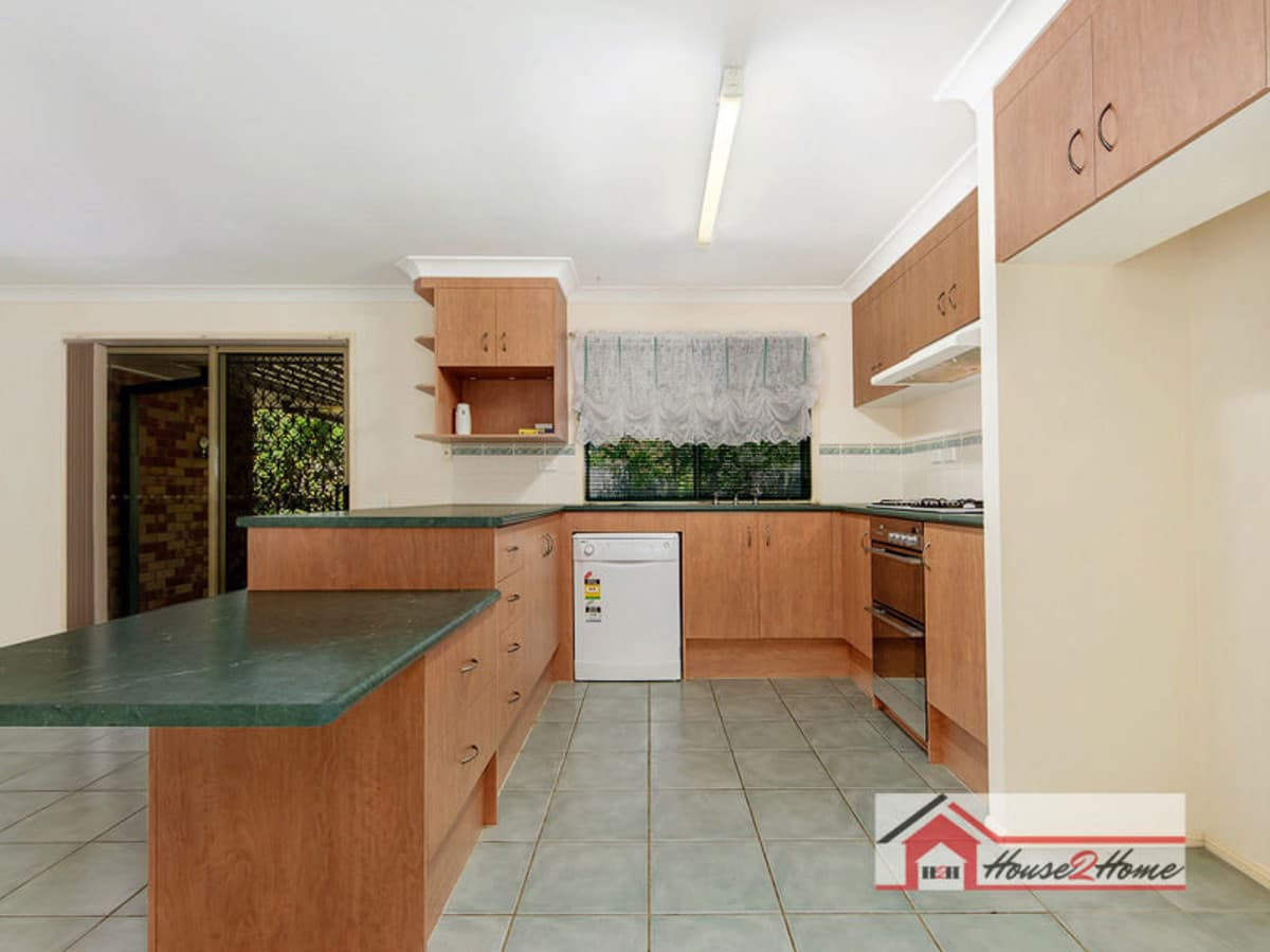 28 Johnson Parade, ORMEAU HILLS QLD 4208, Ormeau Hills - Thumbnail 2