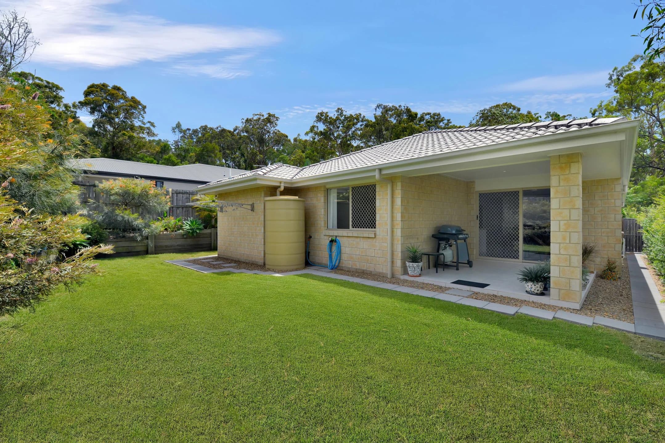 4 Jacqueline Bay, Ormeau QLD 4208, Ormeau - Thumbnail 2