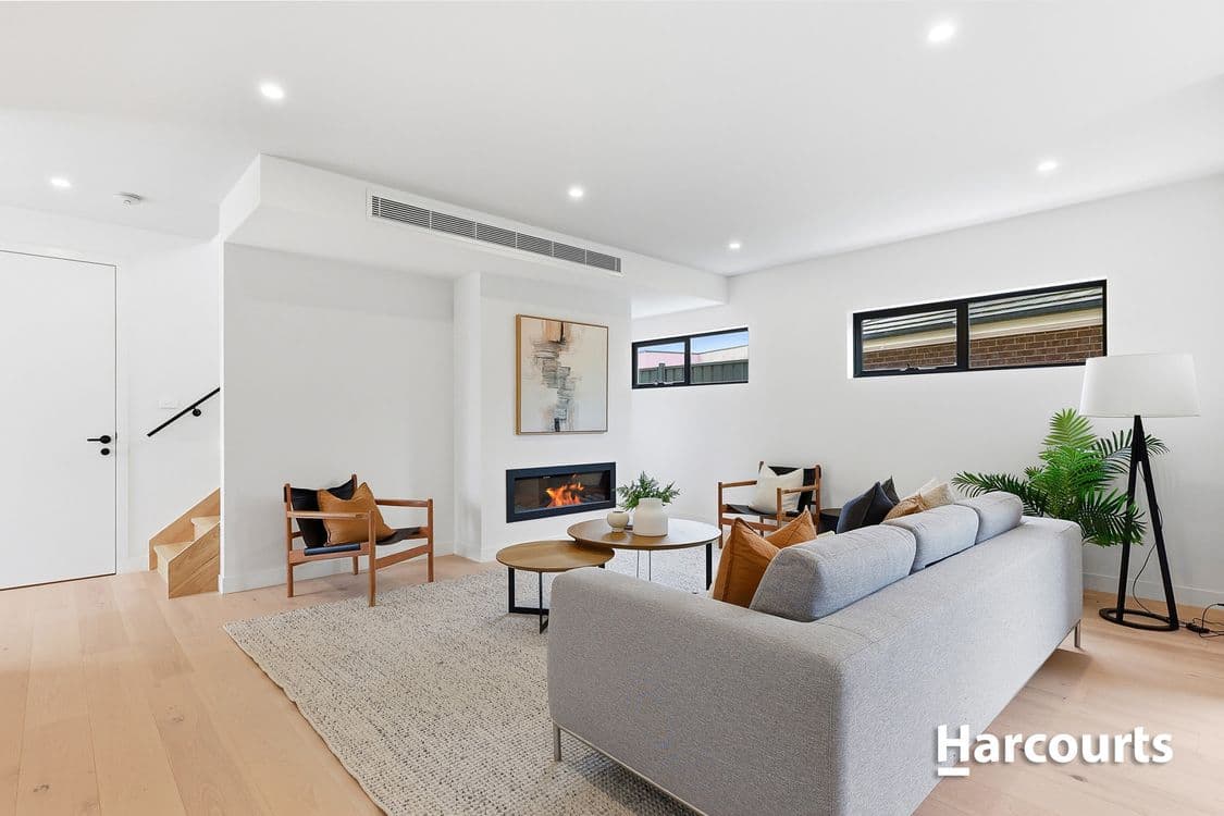 2/8 Souter Street, Beaconsfield, VIC 3807, Beaconsfield - Thumbnail 2