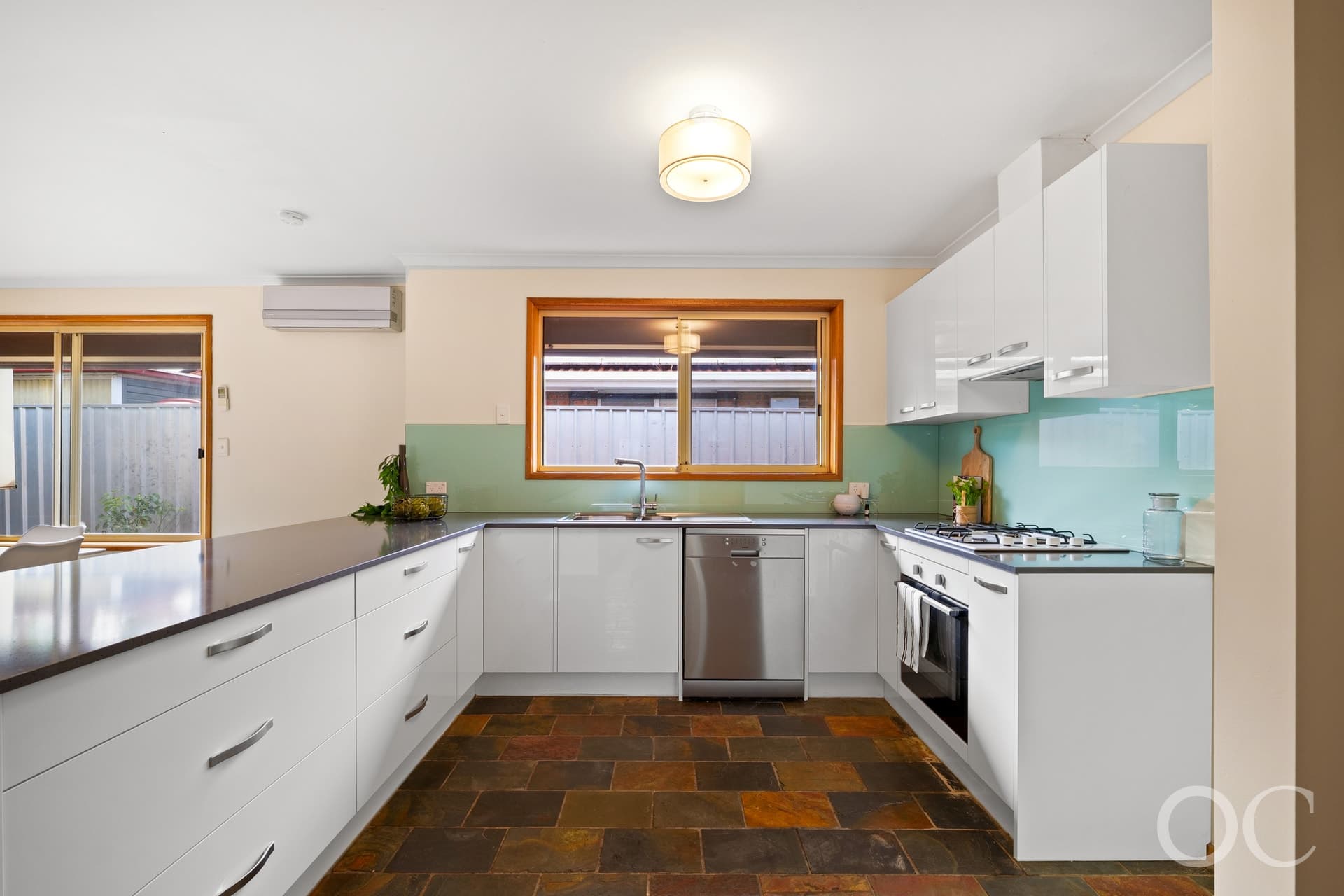 9 Claridge Court, Huntfield Heights - Thumbnail 4
