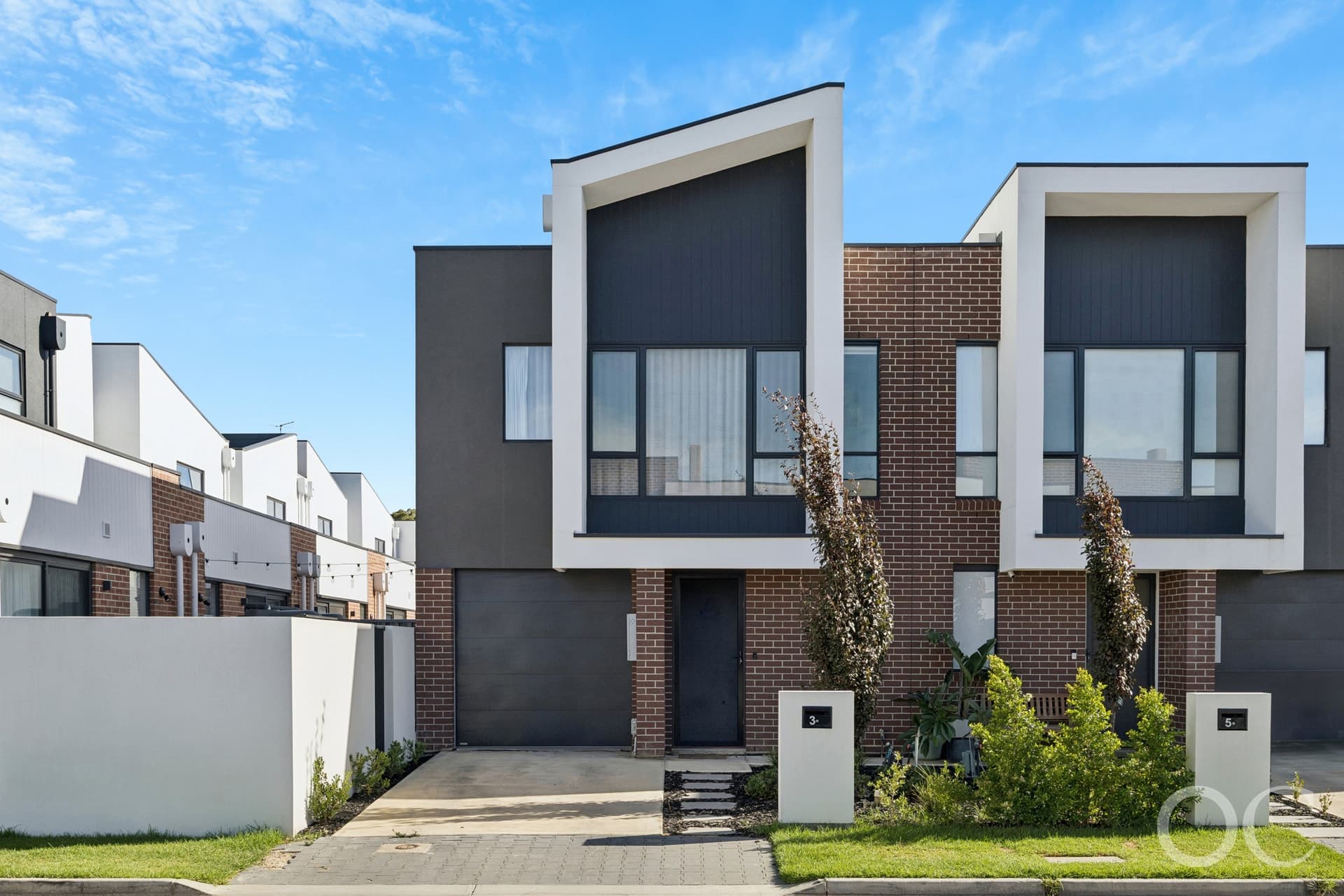 3 Marila Cove, New Port - Image 1