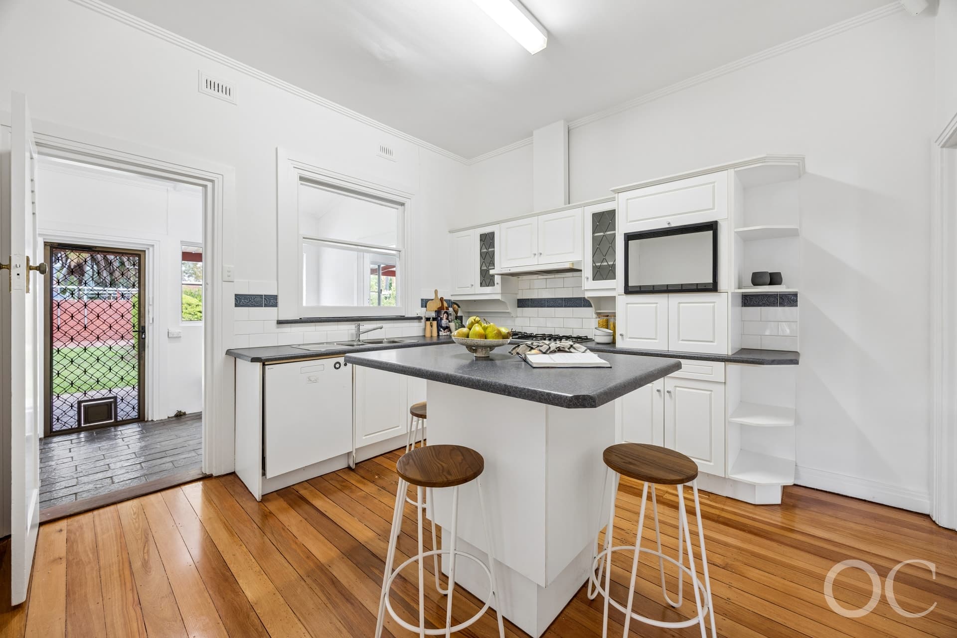 14 Caulfield Avenue, Cumberland Park - Thumbnail 4
