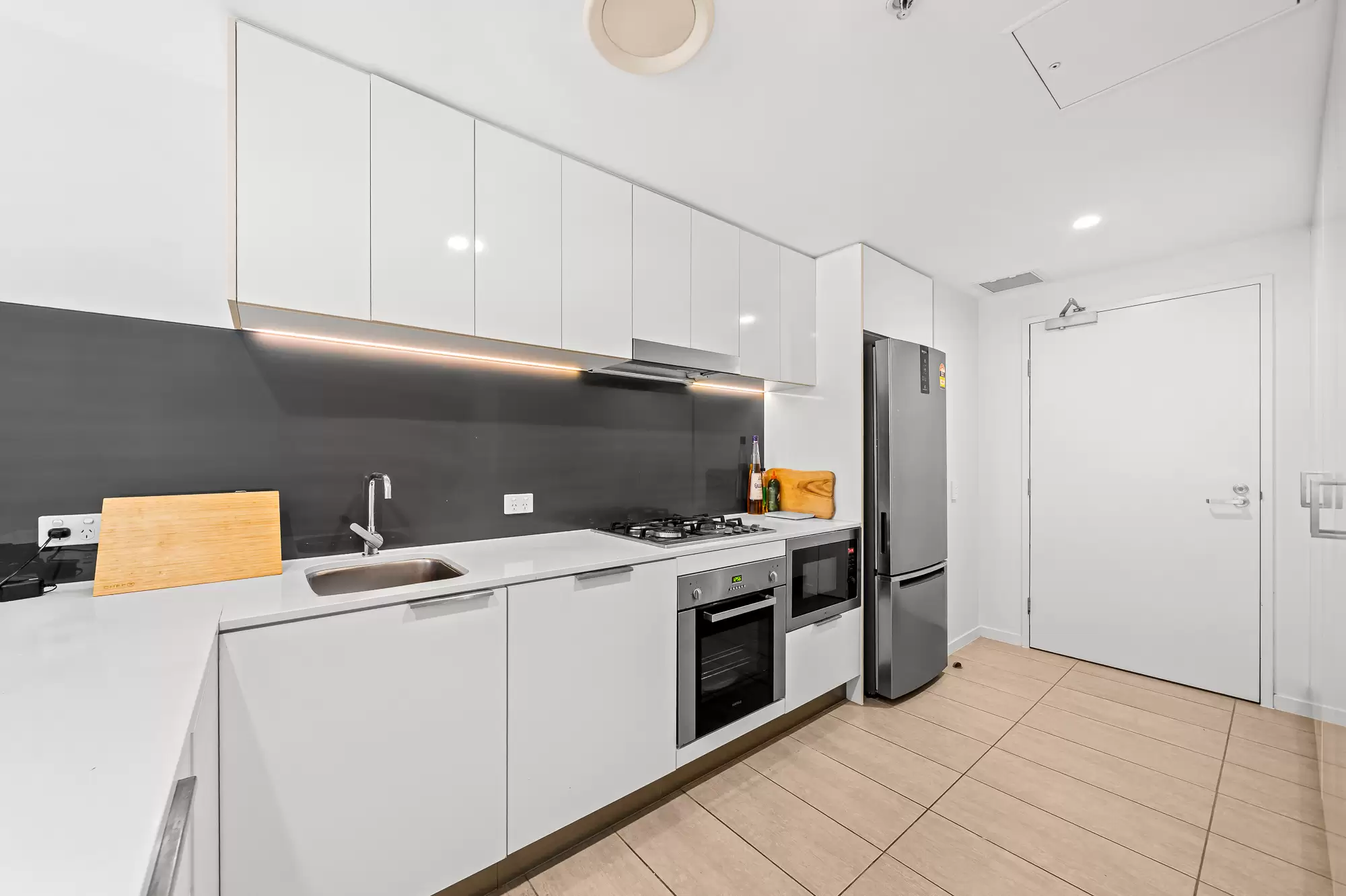 410/977 Ann Street, Fortitude Valley, Fortitude Valley - Thumbnail 2
