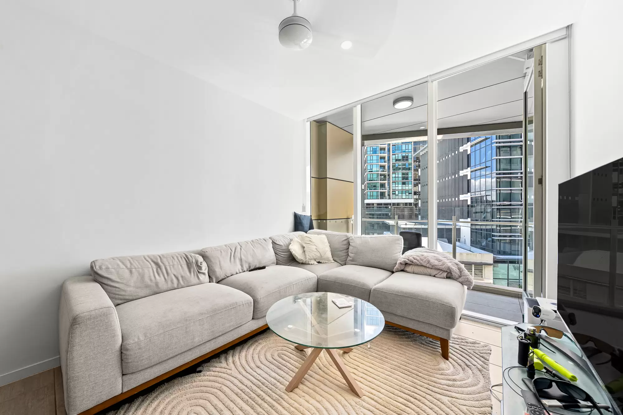 410/977 Ann Street, Fortitude Valley, Fortitude Valley - Thumbnail 4