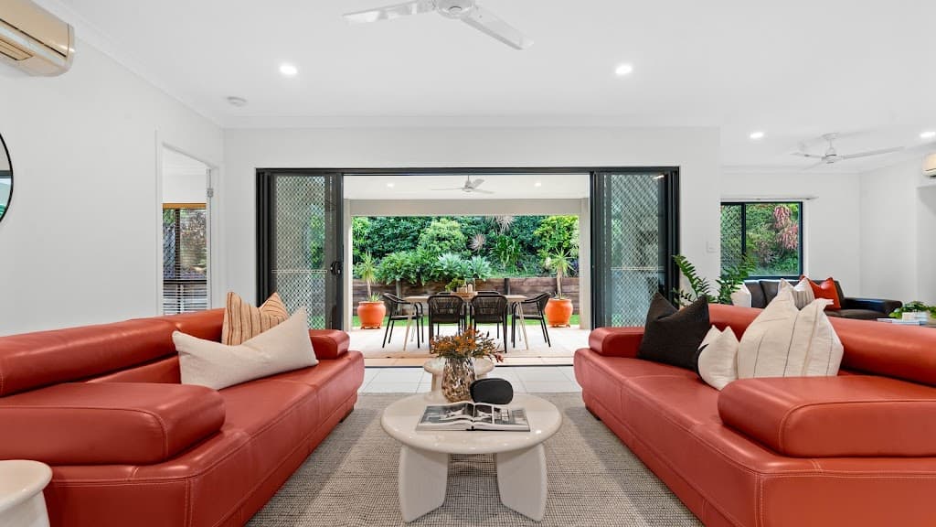 18 Springbrook Avenue, Redlynch, QLD, 4870, Redlynch - Thumbnail 4