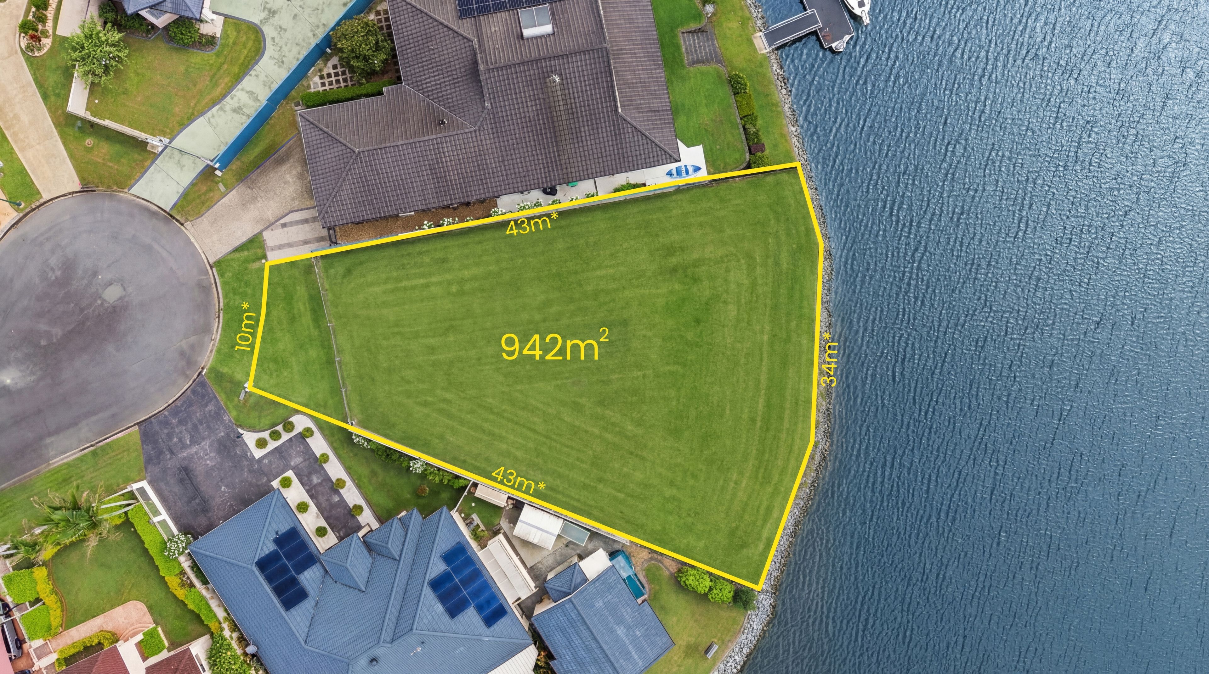 43 Glenwater Crescent, Helensvale QLD 4212, Helensvale - Thumbnail 2