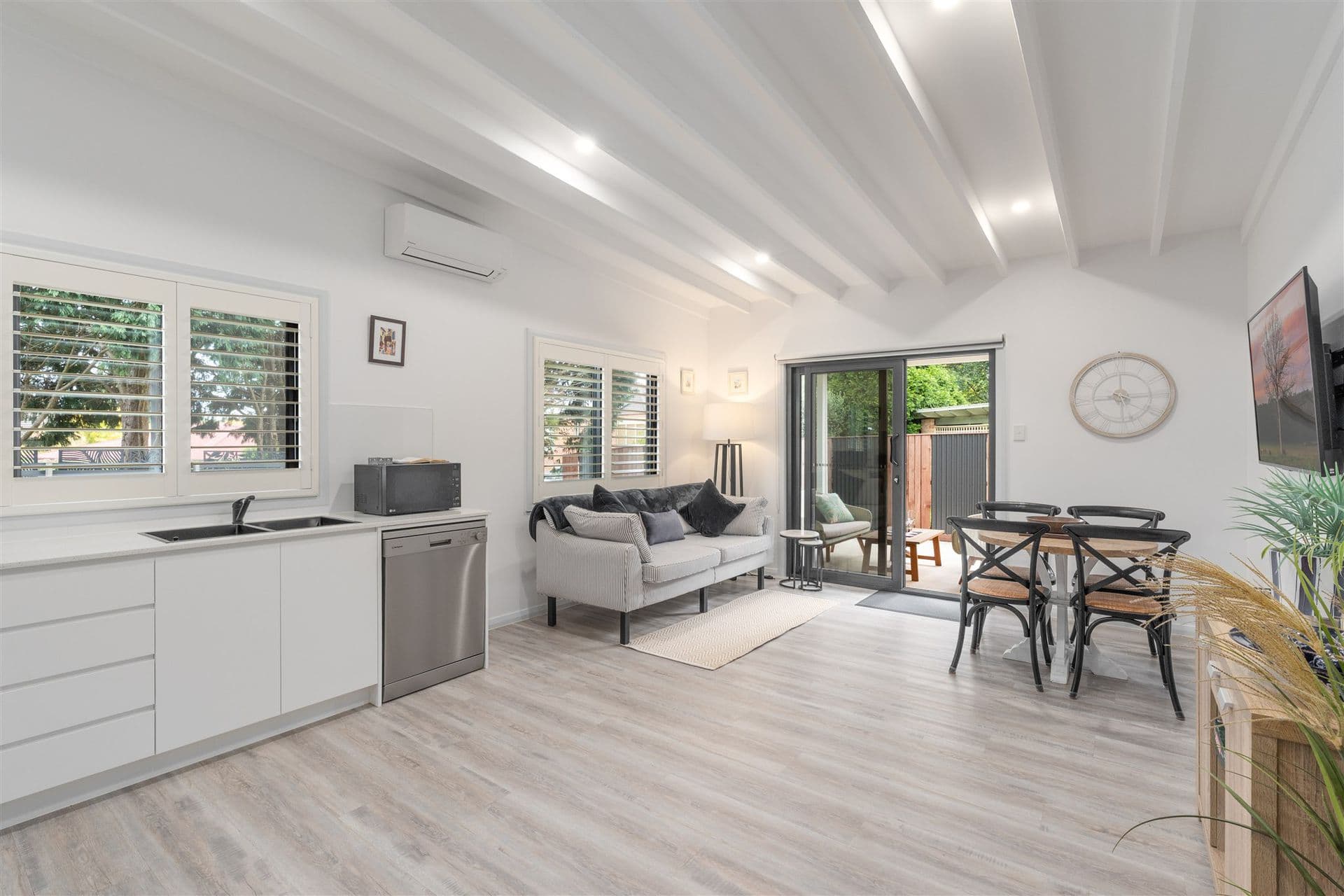 10 Pyrus Place, Bowral, Bowral - Thumbnail 6