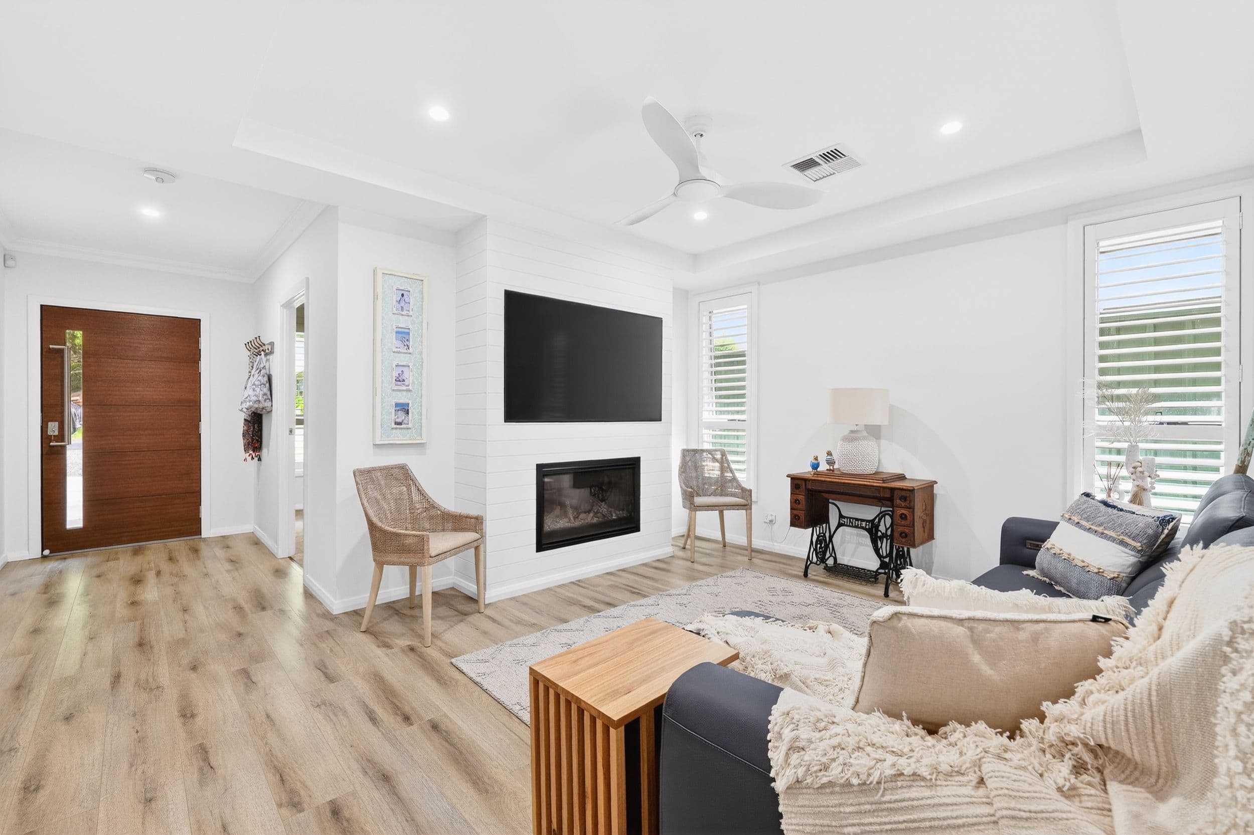 8 Sylvania Road, Umina Beach NSW 2257, Umina Beach - Thumbnail 2