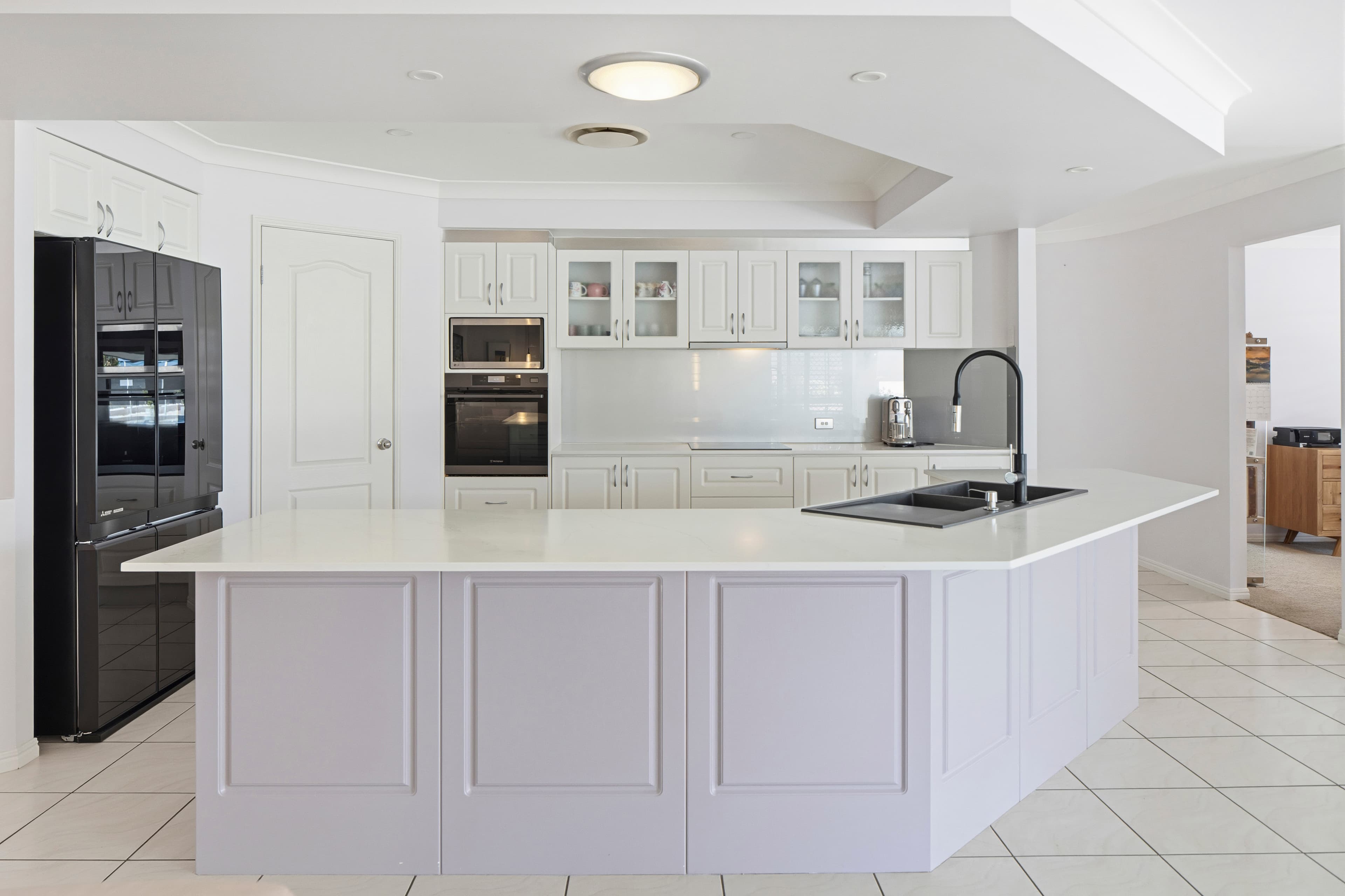 10 Lanaglen Drive, Birkdale, Birkdale - Thumbnail 7