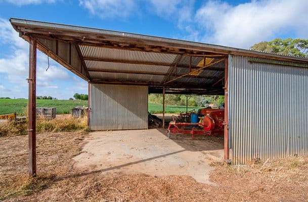 1061 McEwen Road, Kyabram, Kyabram - Thumbnail 3