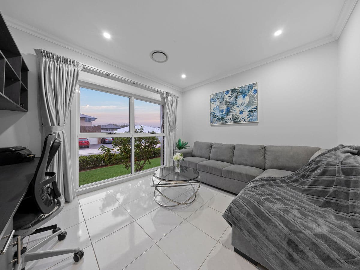 12 Weaver Road, Edmondson Park, NSW 2174, Edmondson Park - Thumbnail 2
