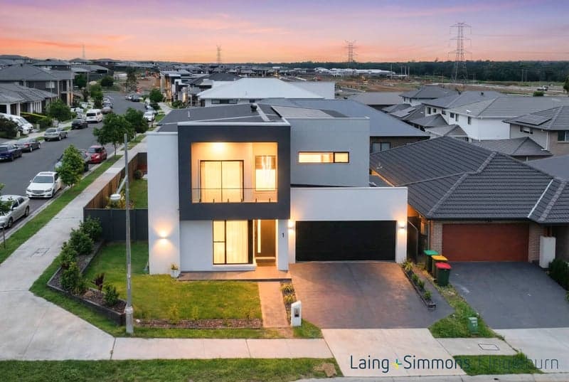 1 Equinox Street, Oran Park, Oran Park - Thumbnail 2