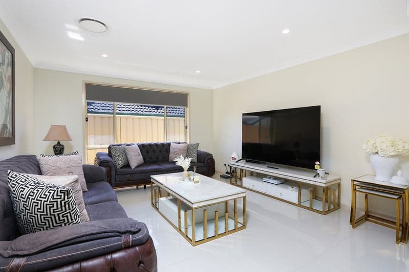 27 Sapphire Circuit, Quakers Hill, Quakers Hill - Thumbnail 2