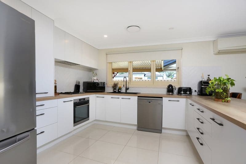 27 Sapphire Circuit, Quakers Hill, Quakers Hill - Thumbnail 6