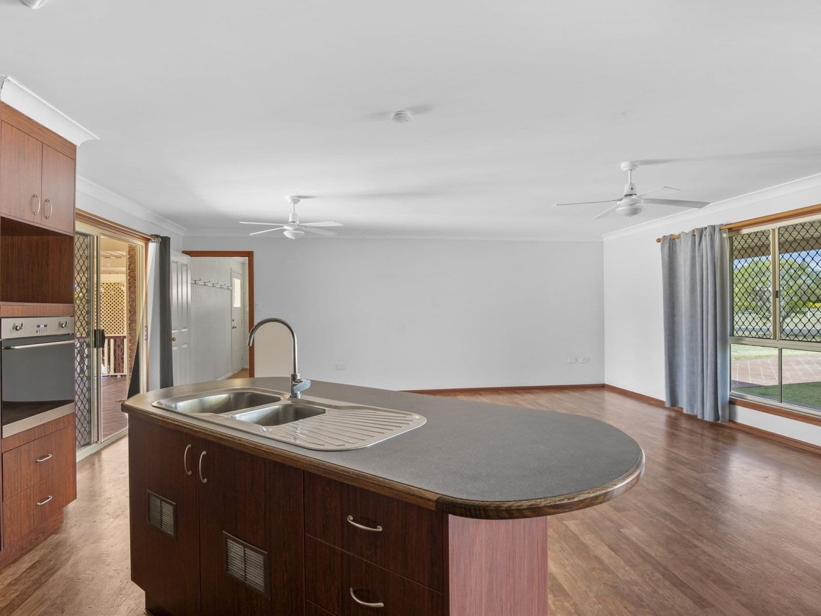 34 Doncaster Drive, Rosenthal Heights - Thumbnail 8