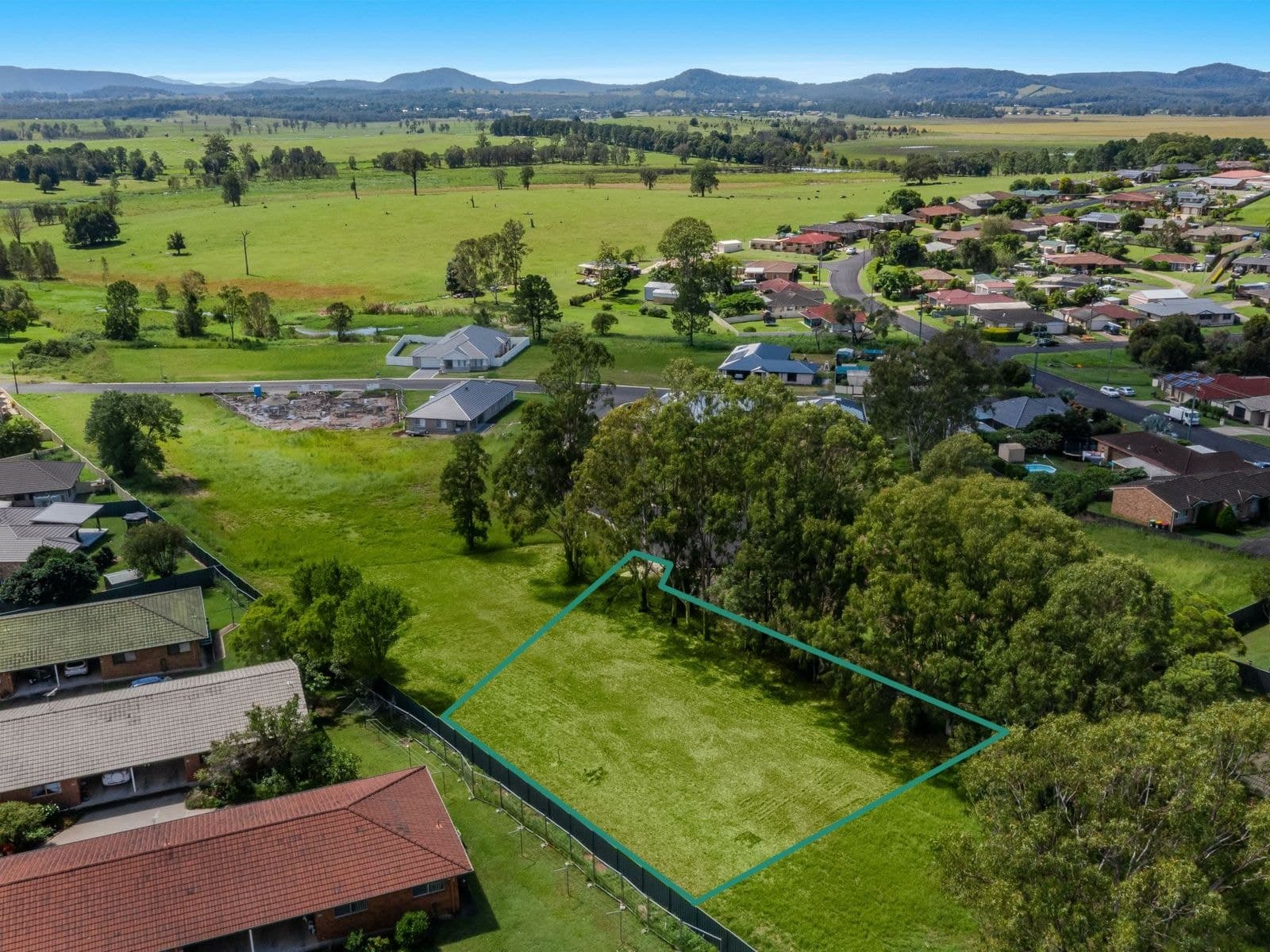 8 Ferrier Court, Casino - Thumbnail 4