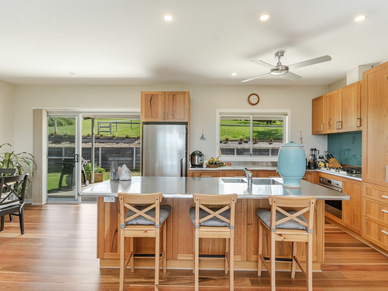 27 Tareeda Court, Spring Grove - Thumbnail 5
