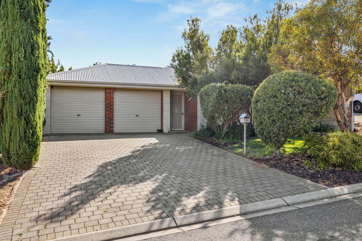 11 Hampshire Drive, Craigmore SA 5114, Craigmore - Image 1