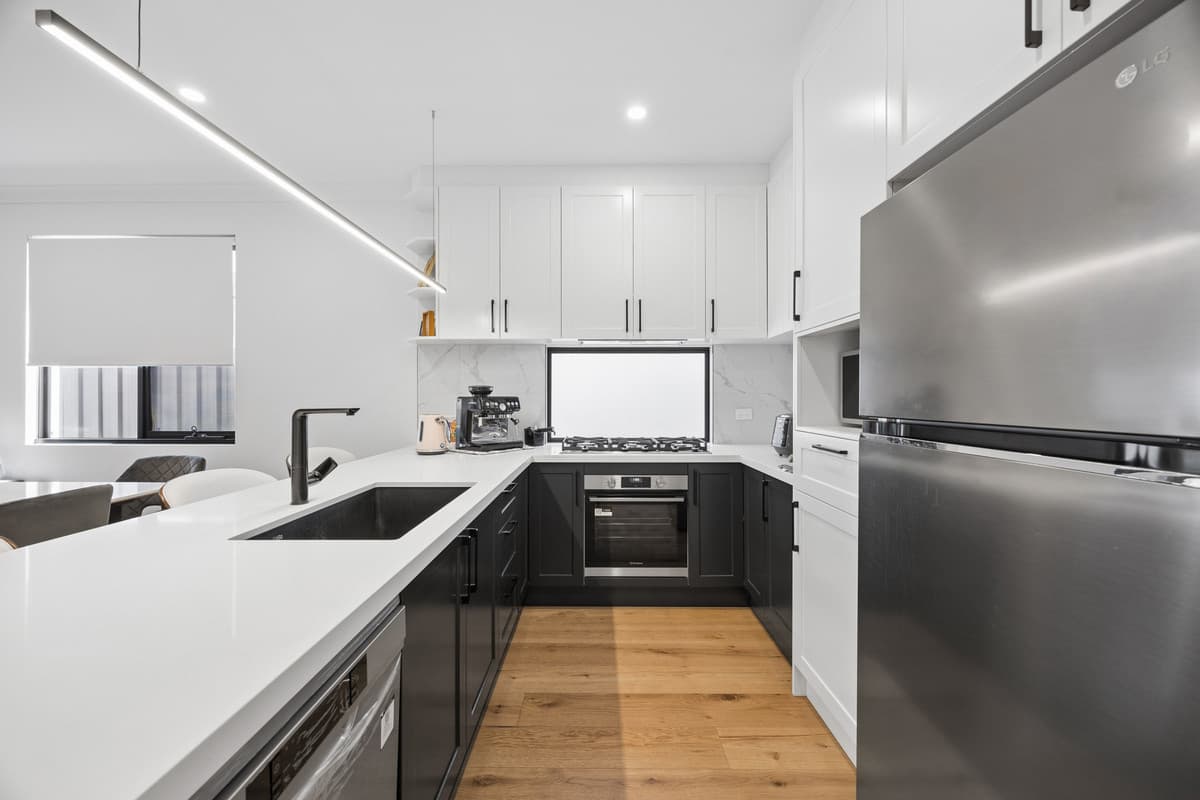 12B Hambledon Road, Campbelltown SA 5074, Campbelltown - Thumbnail 2