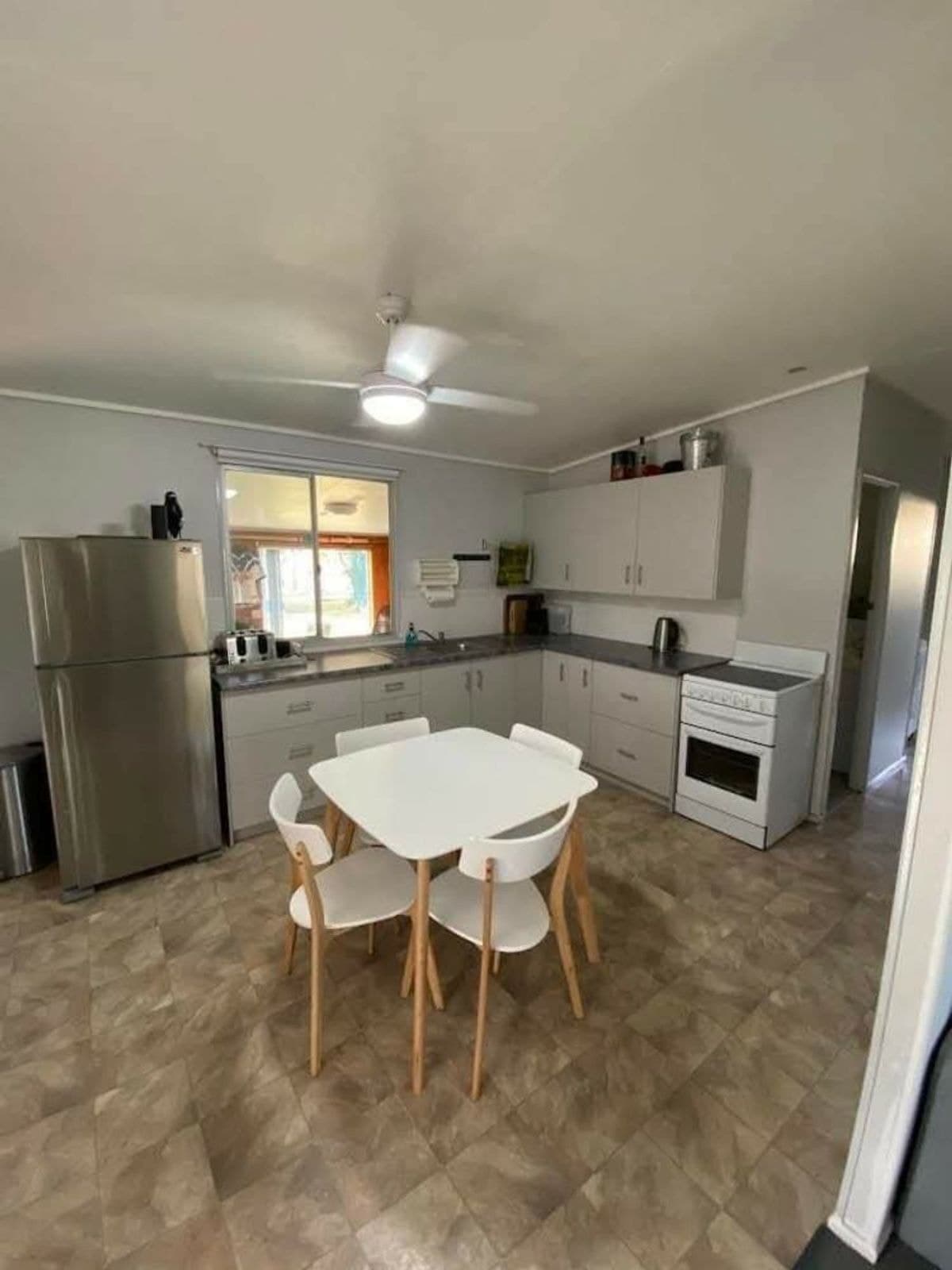 2 Ross Street, Warwick - Thumbnail 8