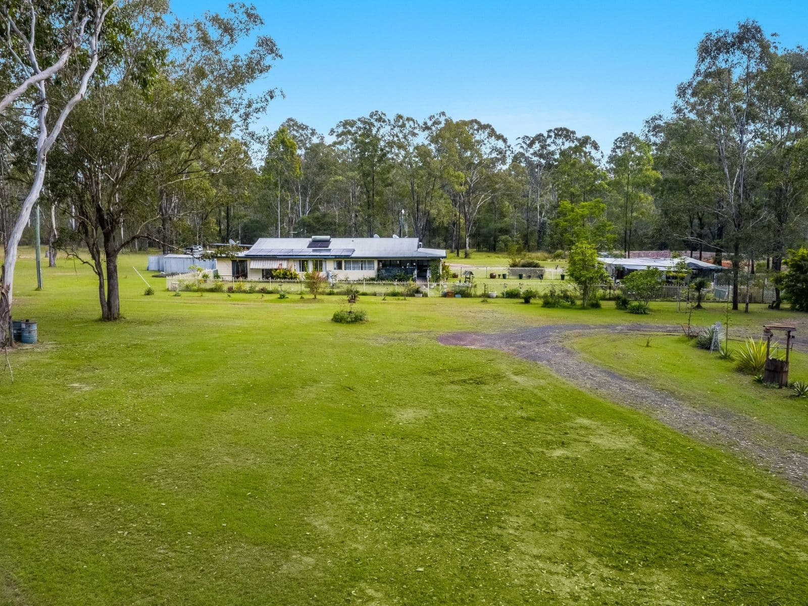 8575 Summerland Way, Coombell - Thumbnail 4
