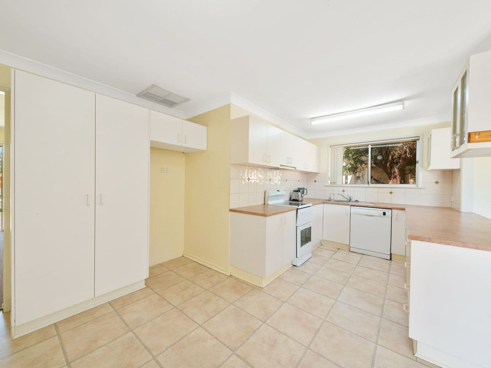 5 Quinn Street, Warwick - Thumbnail 5