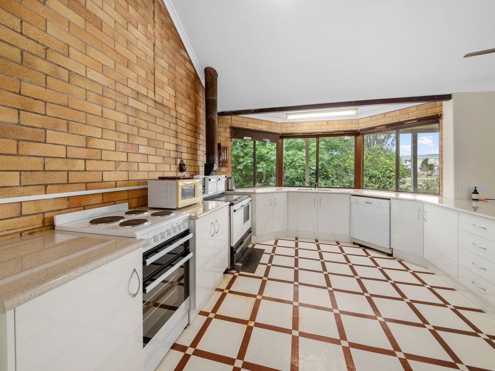 18 Ivy Street, Killarney - Thumbnail 6