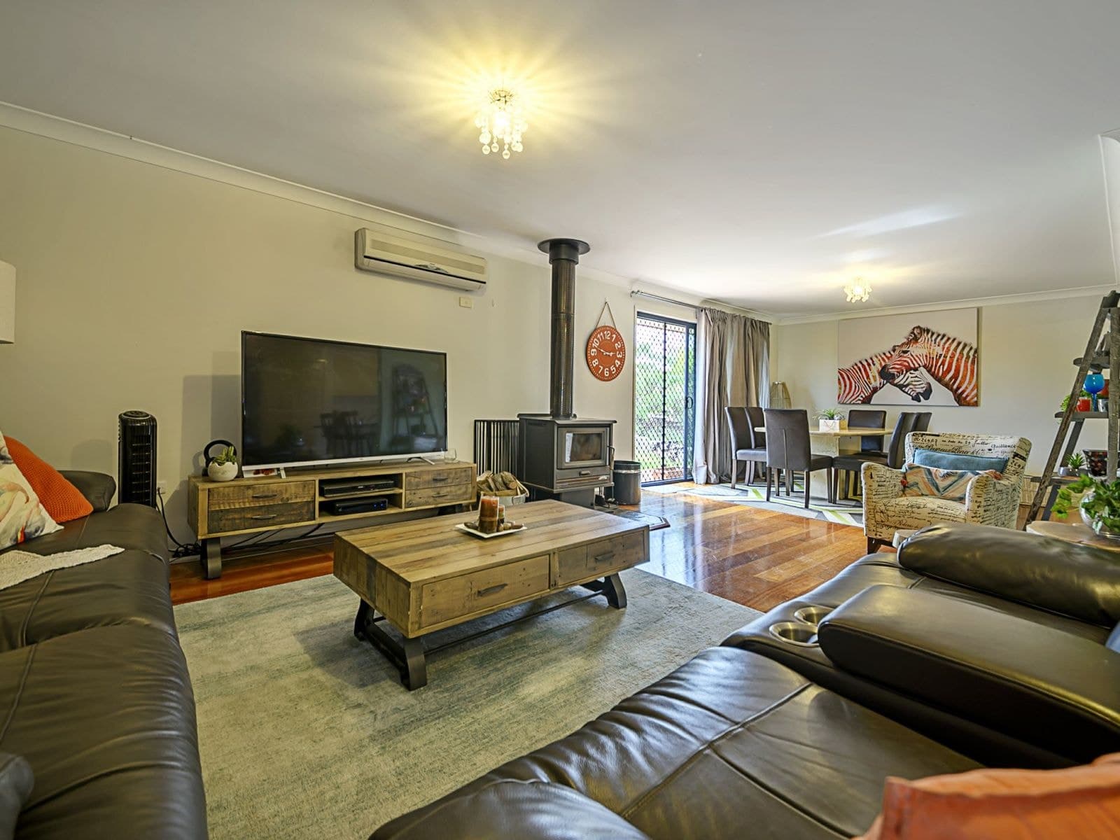 7 Sandstone Court, Warwick - Thumbnail 8
